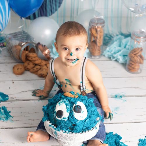 Photo Smash-cake Marjorie Caulet photographe professionnelle Photo Smash-cake Marjorie Caulet photographe professionnelle